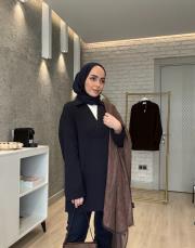 lacivert v yaka detaylı bluz