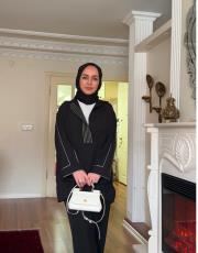 siyah nakışlı takım