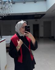 siyah gwen modal takım